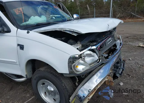 2000 Ford F-150 Lariat/Work Series/Xl/Xlt from USA, damaged, VIN 1FTRX18L7YNB71690